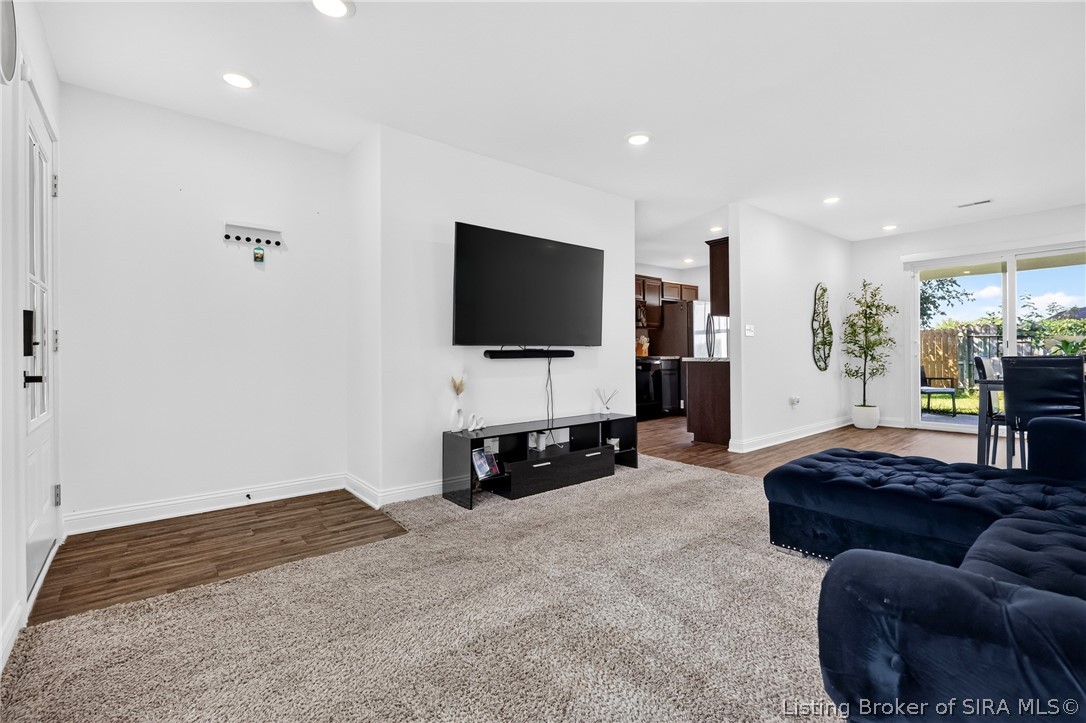 106 Kenwood Avenue