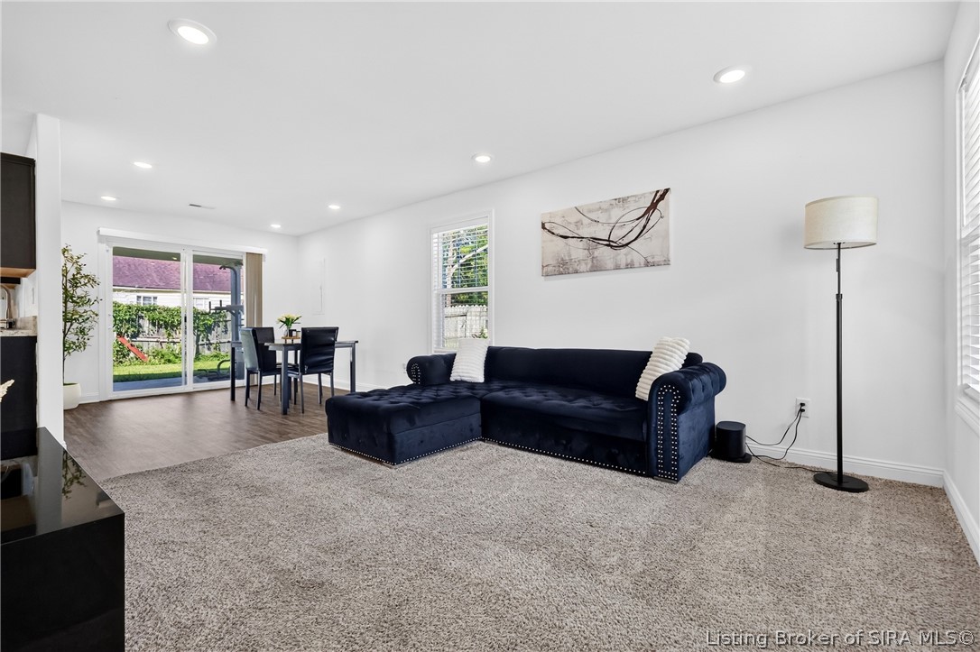 106 Kenwood Avenue