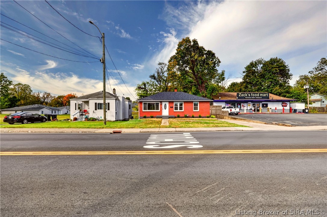 1219 Bono Road