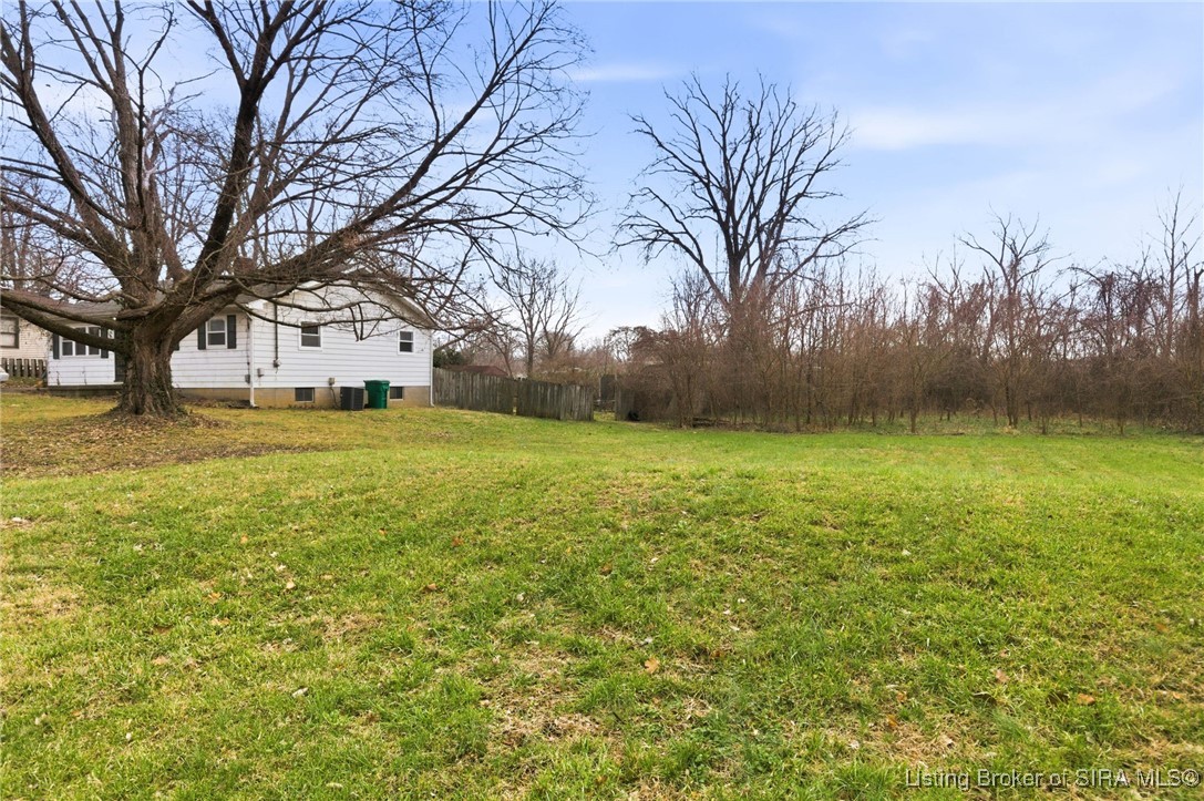 20 E Applegate Lane
