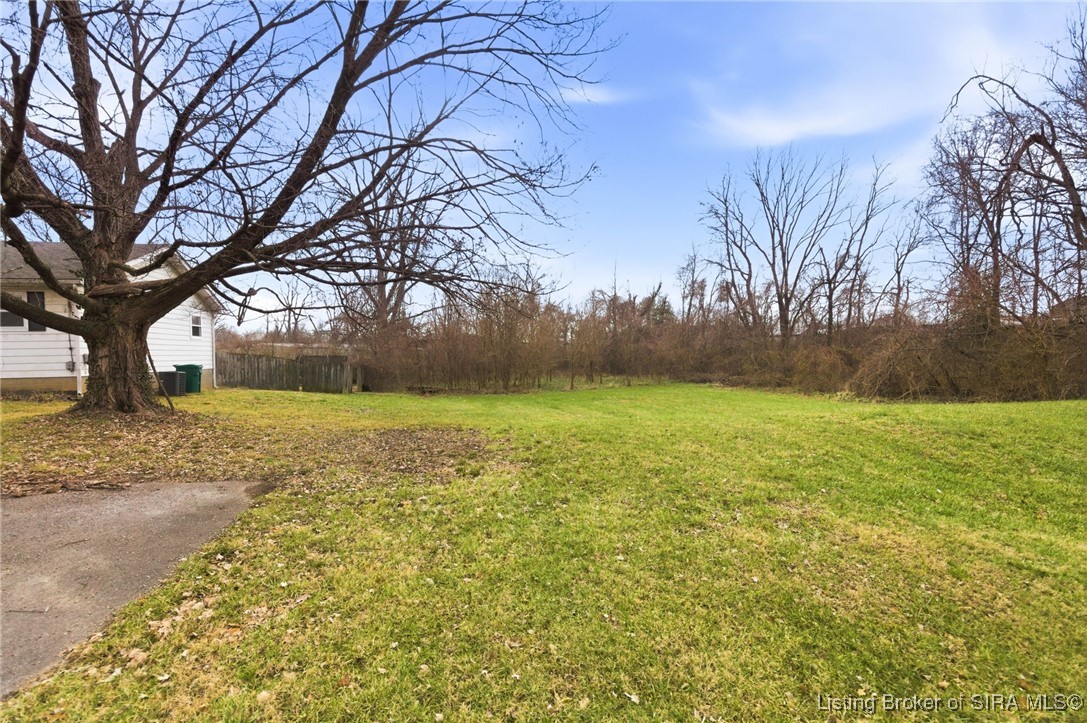 20 E Applegate Lane