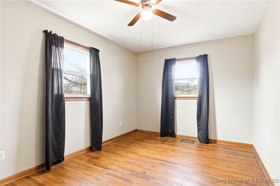 20 E Applegate Lane