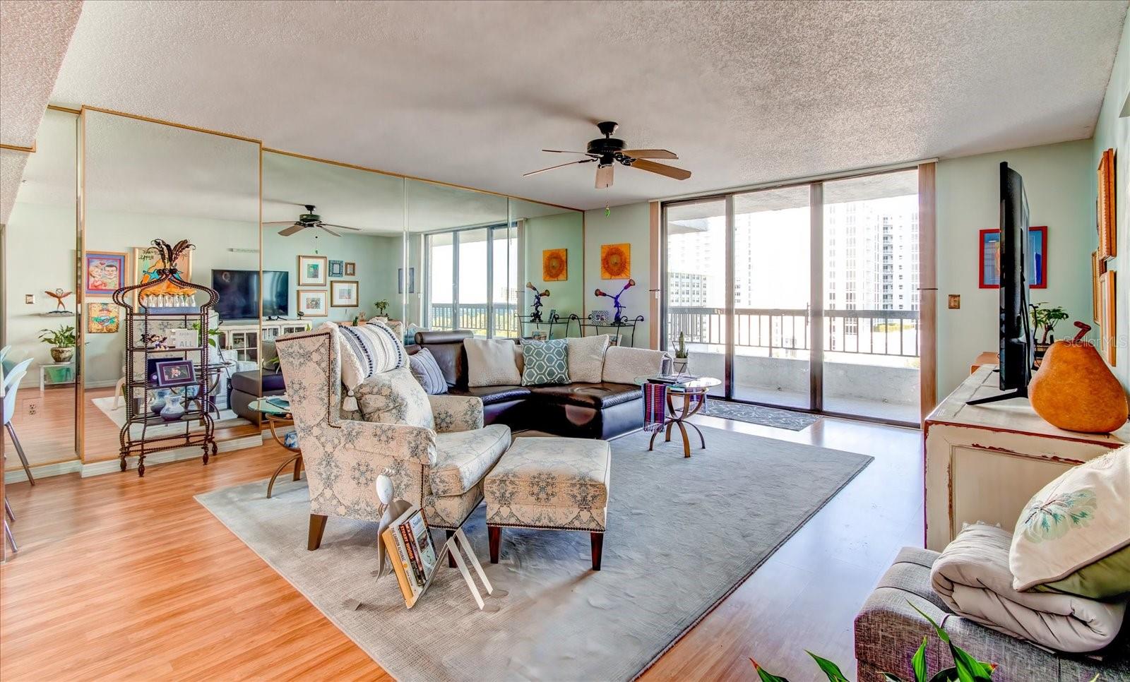 530 E CENTRAL BLVD #1004