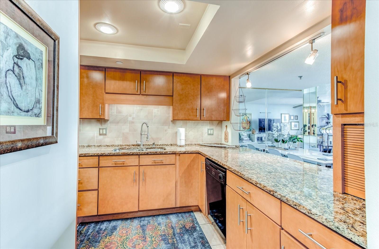 530 E CENTRAL BLVD #1004
