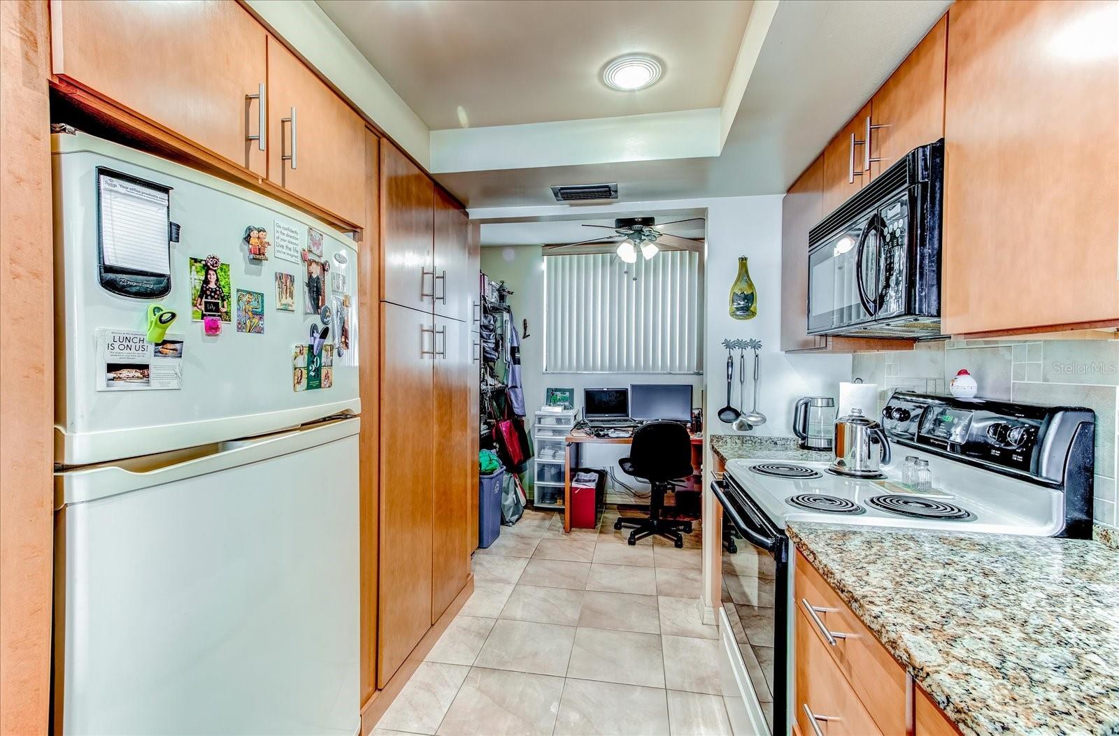 530 E CENTRAL BLVD #1004