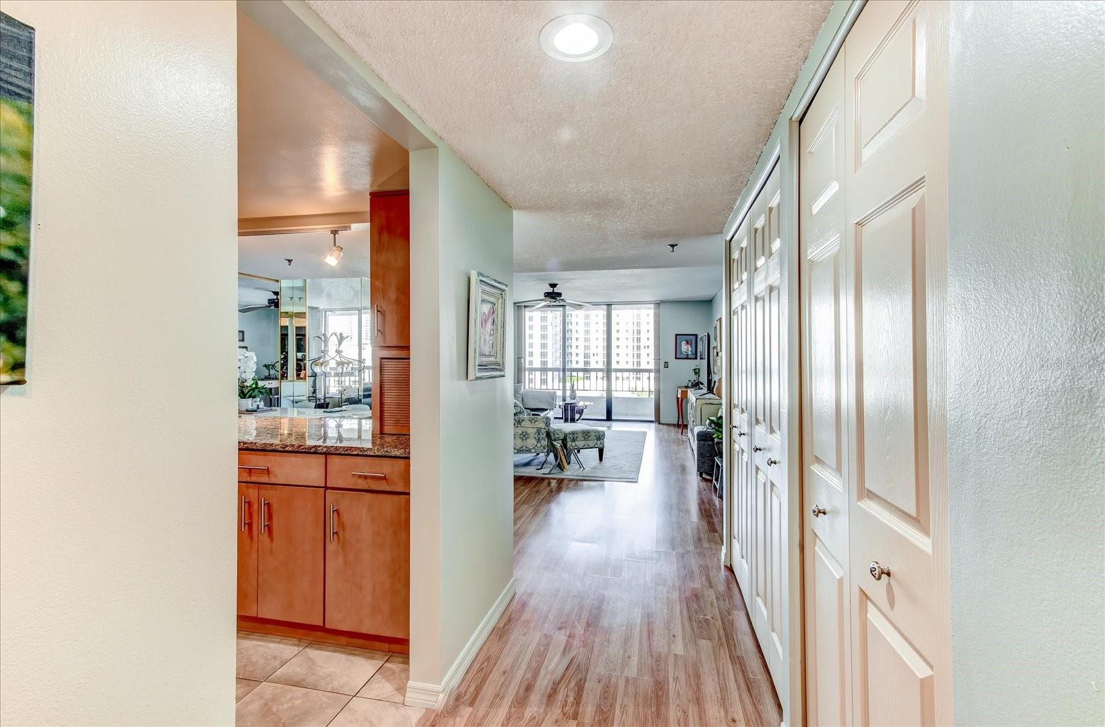 530 E CENTRAL BLVD #1004