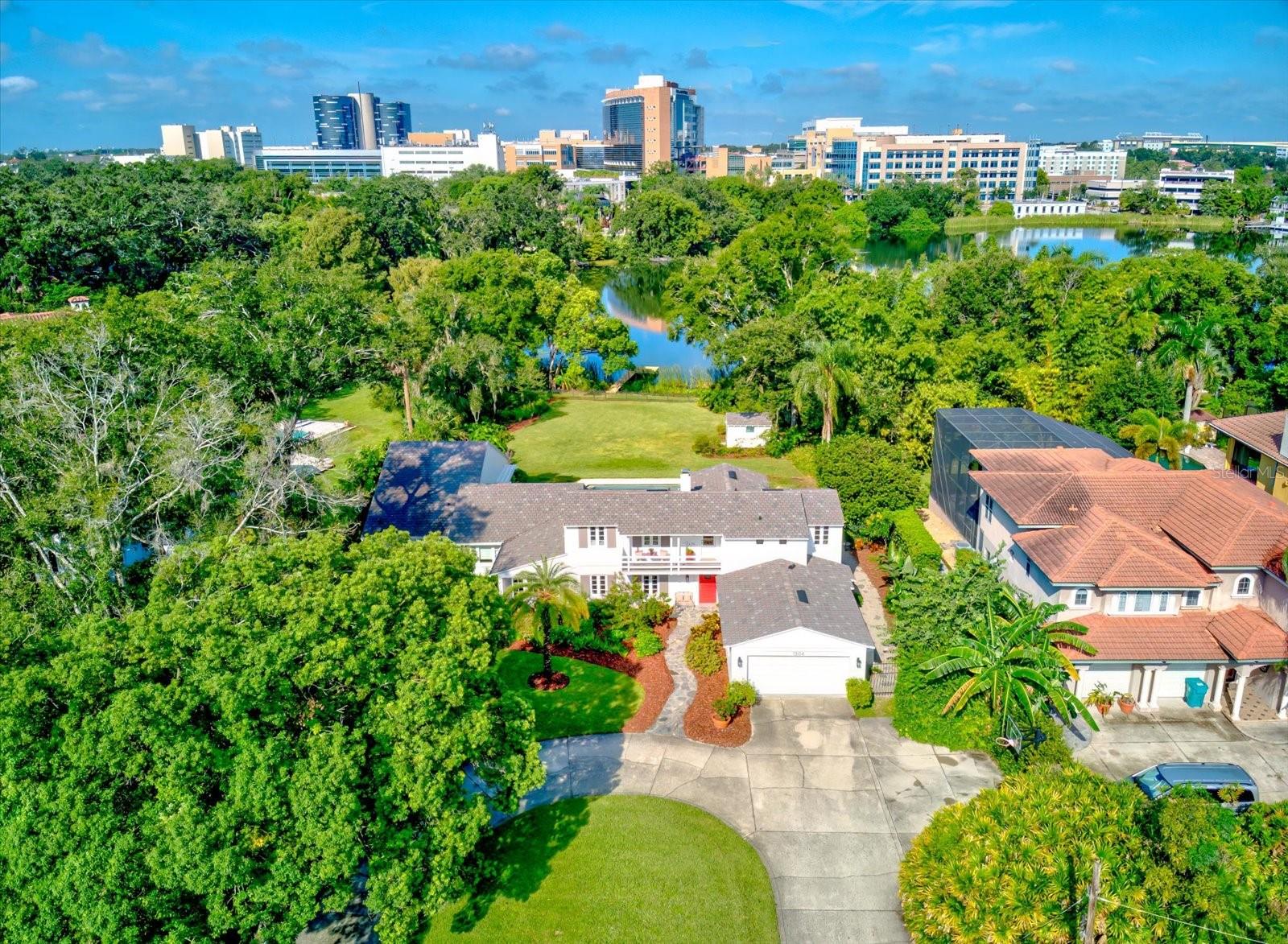 1304 DELANEY AVE