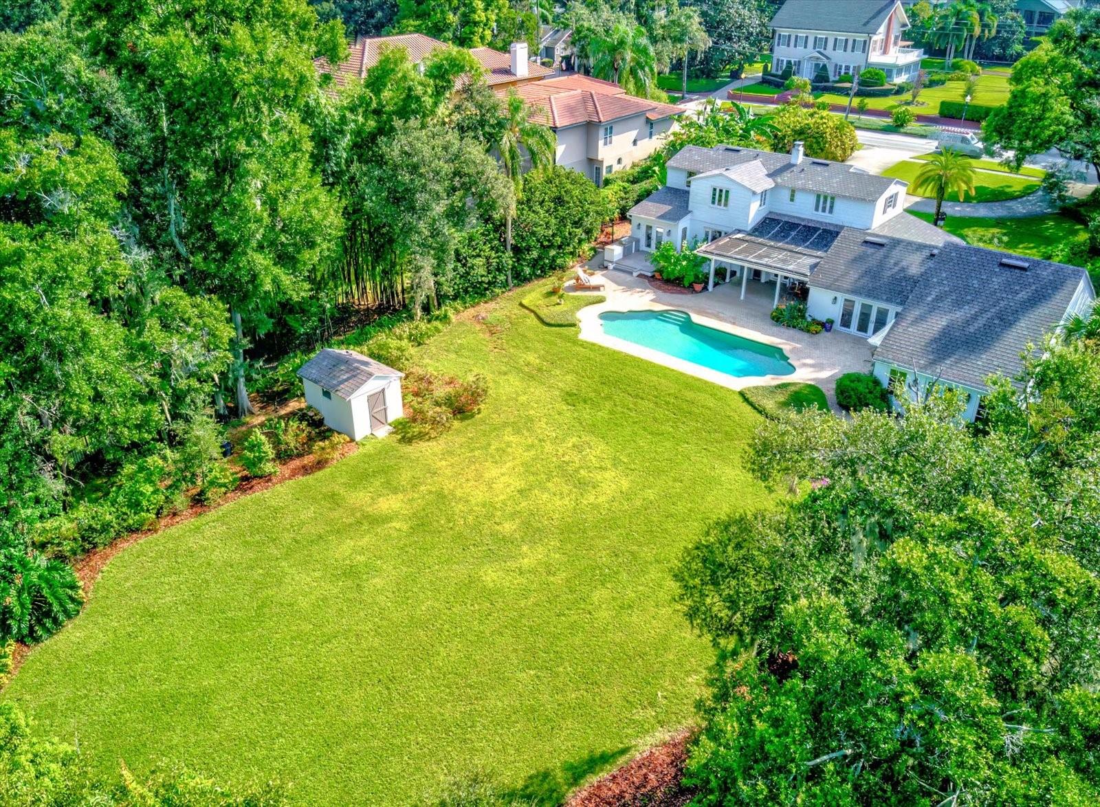 1304 DELANEY AVE