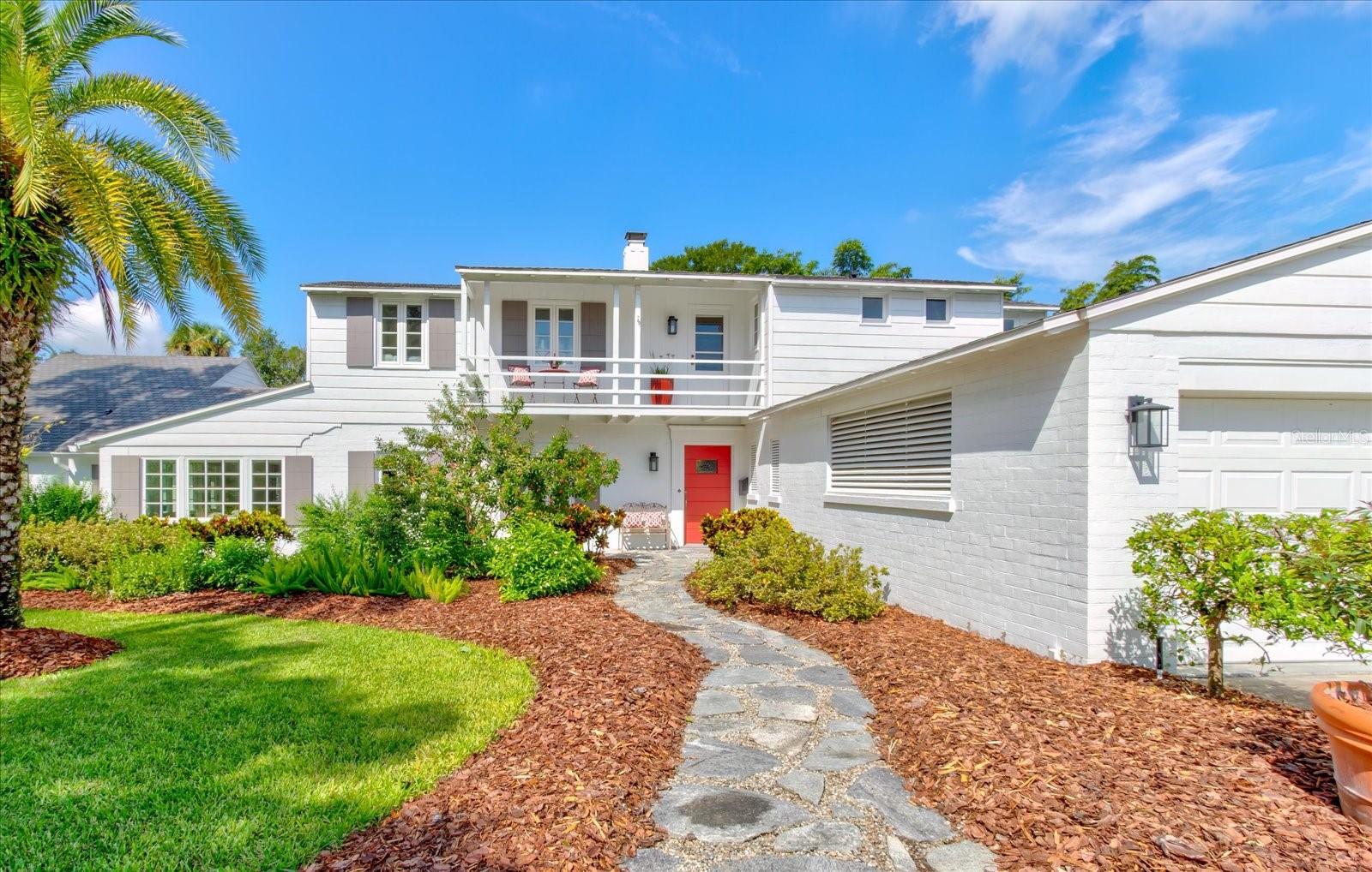 1304 DELANEY AVE