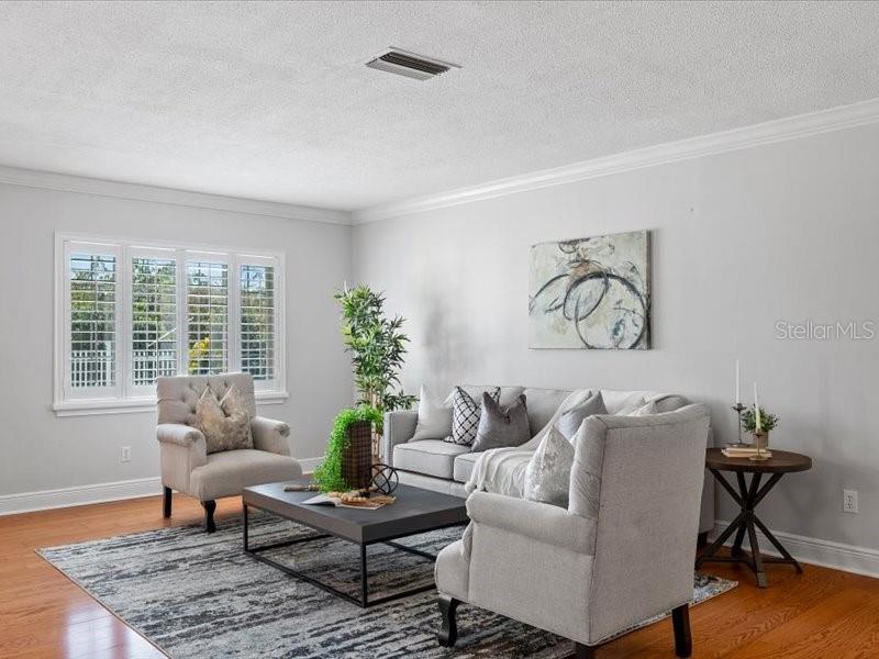 10507 LACERA DR
