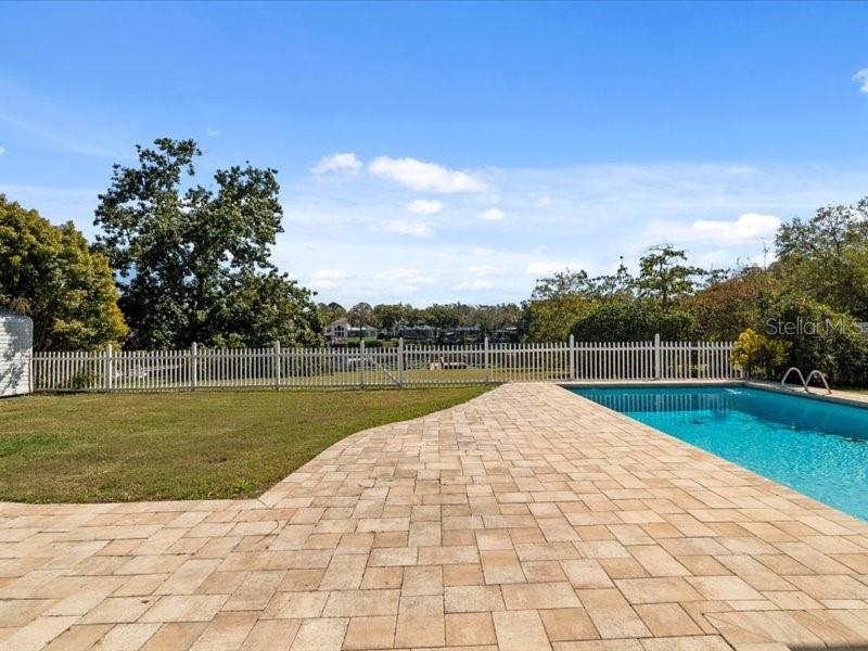 10507 LACERA DR