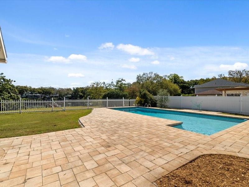 10507 LACERA DR