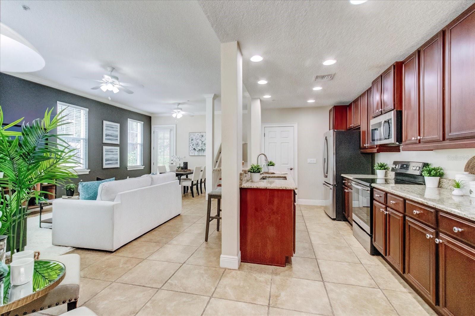 1570 LAKE BALDWIN LN