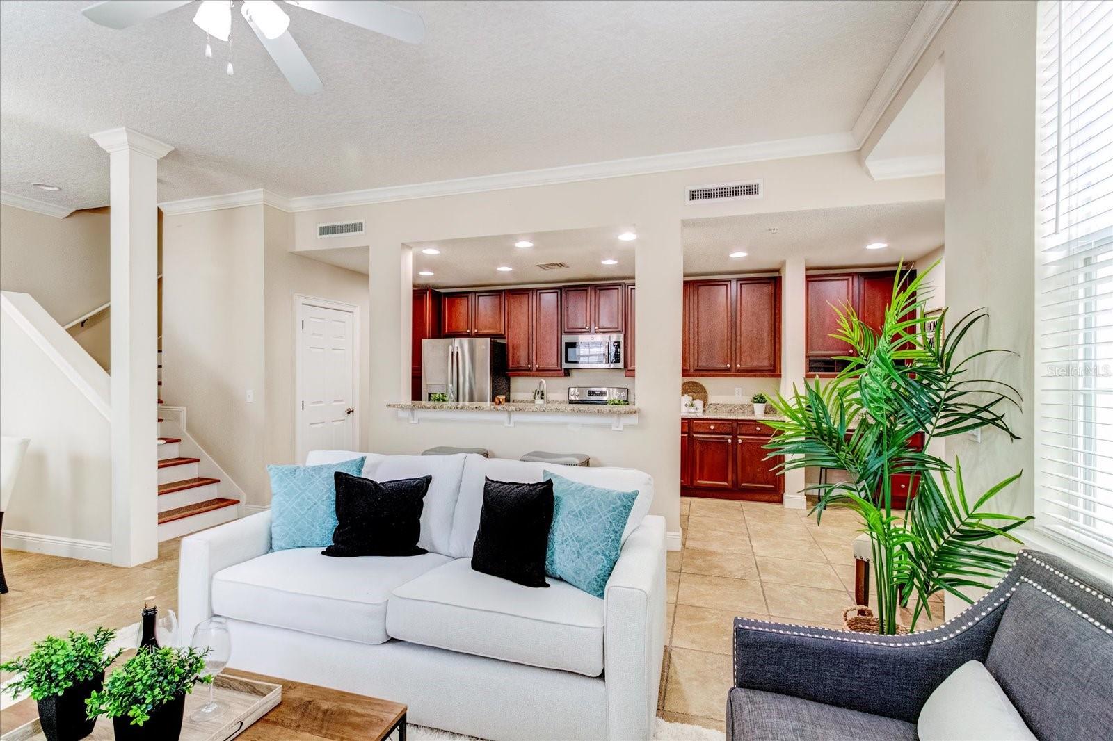 1570 LAKE BALDWIN LN