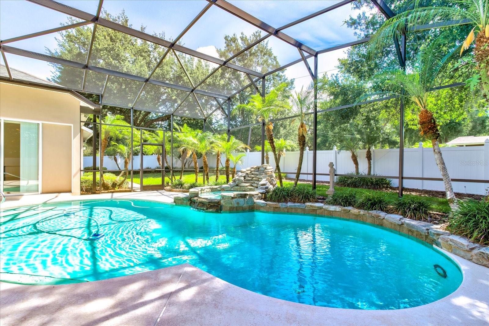 1303 WATERWITCH COVE CIR