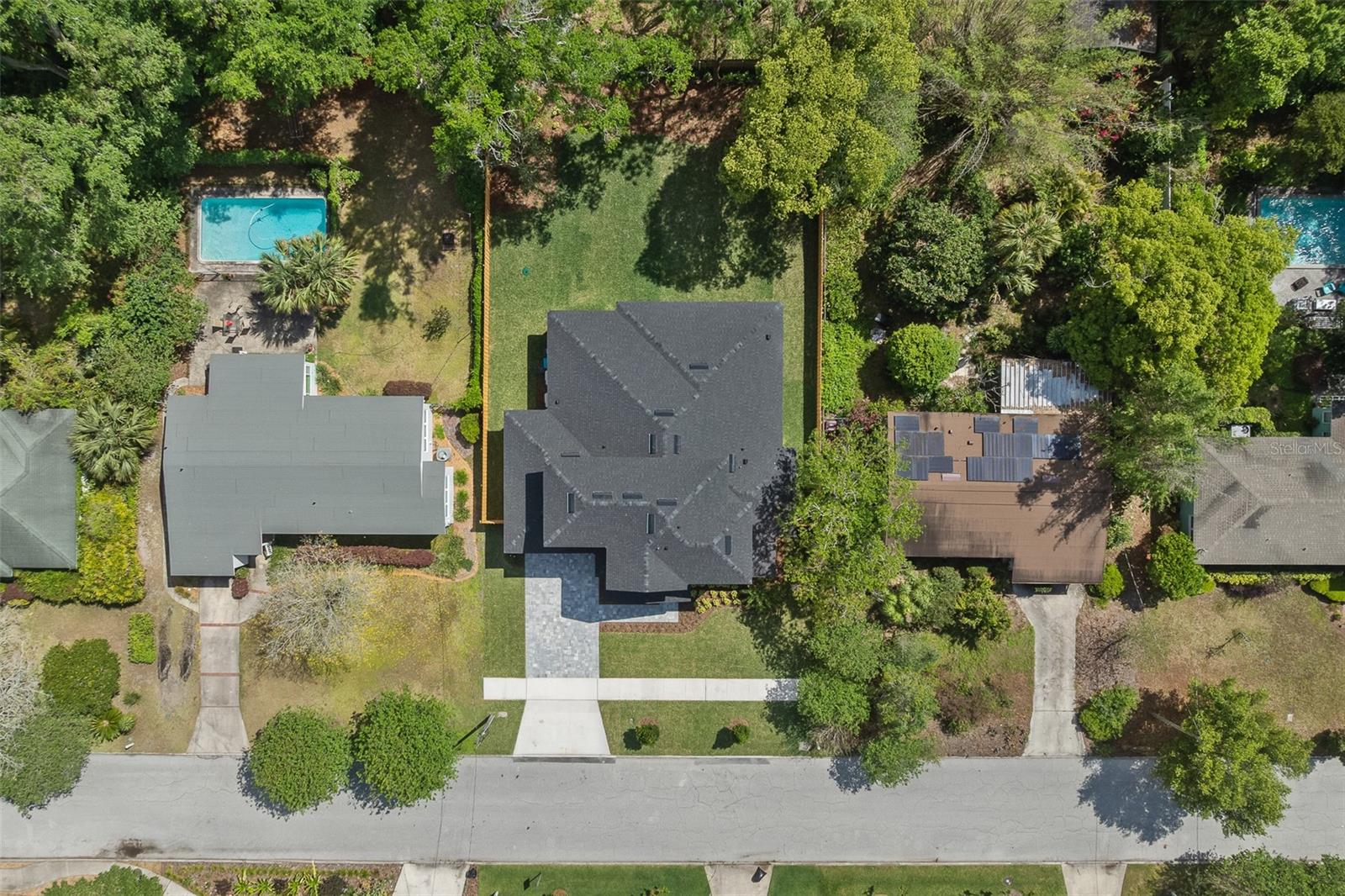 2306 HARGILL DR