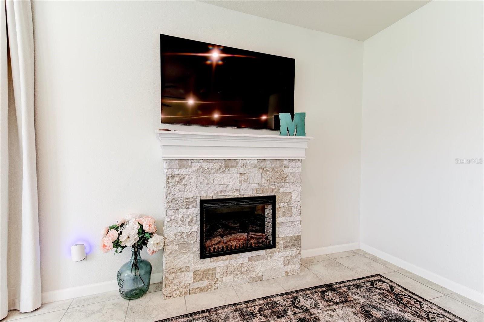 2149 TUDOR ROSE DR