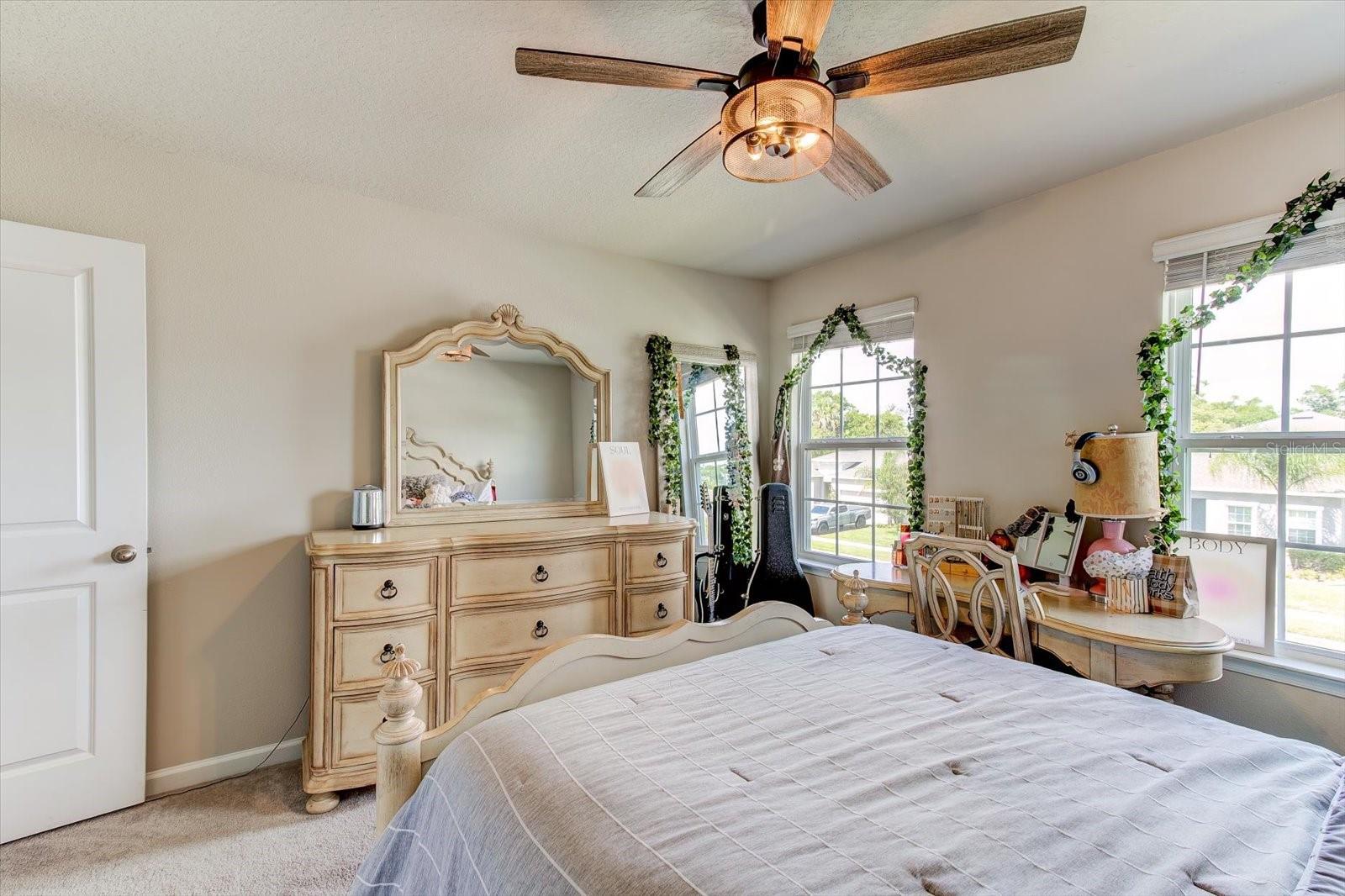 2149 TUDOR ROSE DR