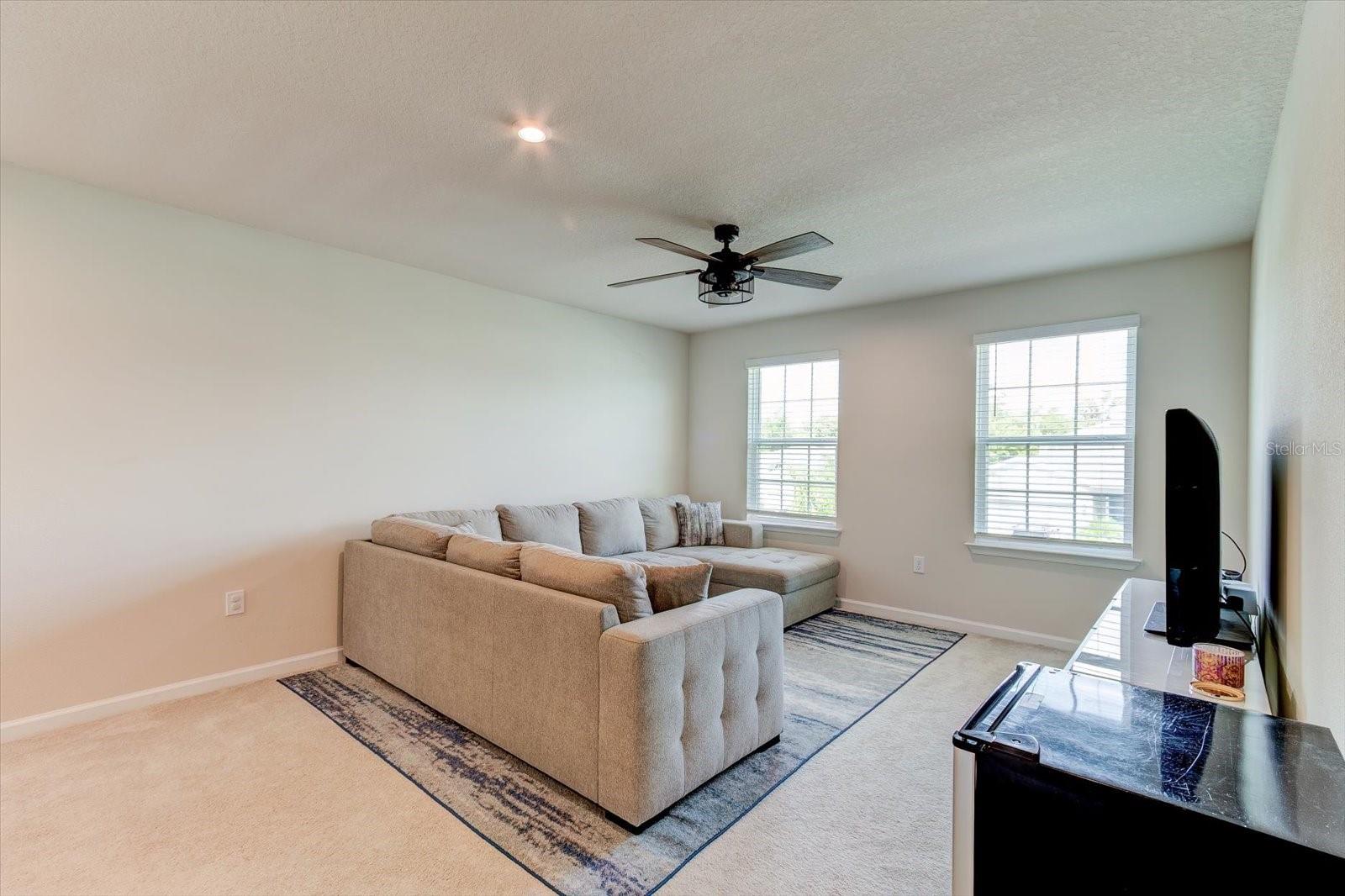 2149 TUDOR ROSE DR
