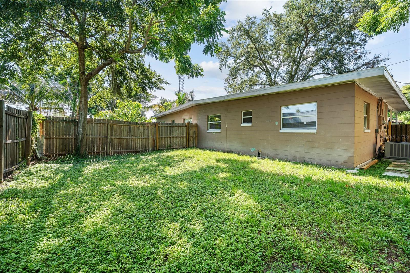 315 FAIRLANE AVE