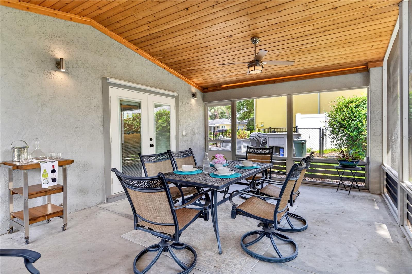 633 BUCKMINSTER CIR