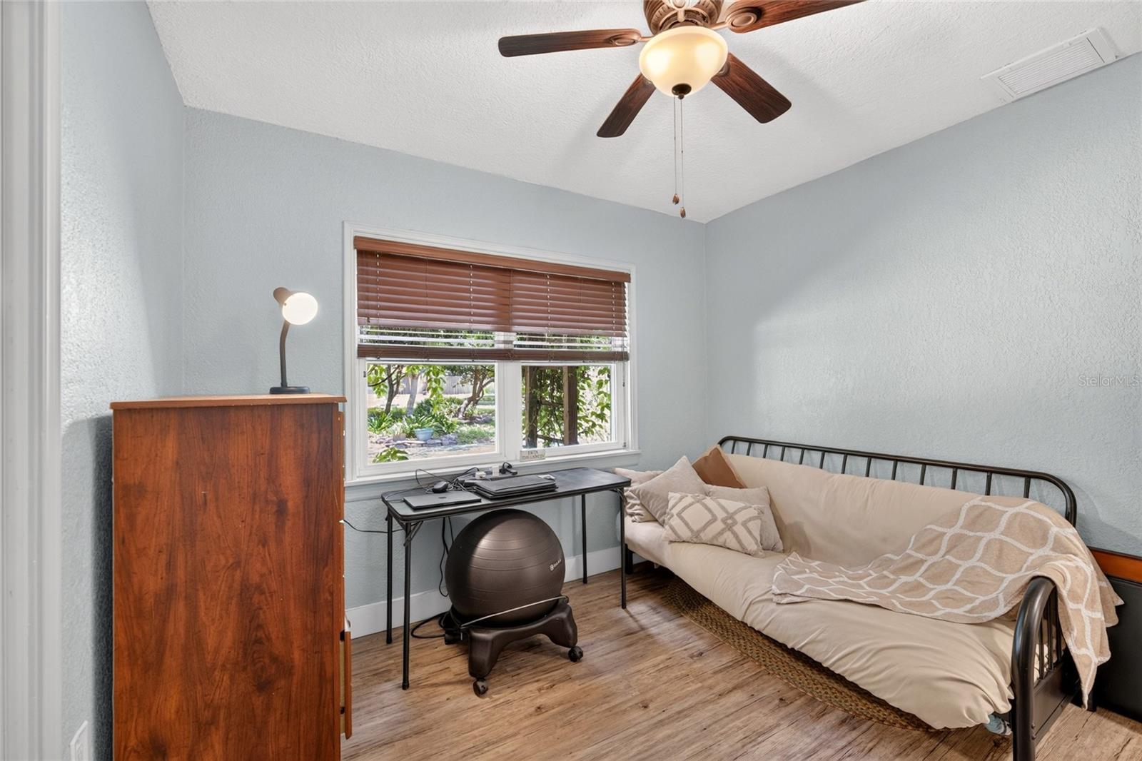 633 BUCKMINSTER CIR