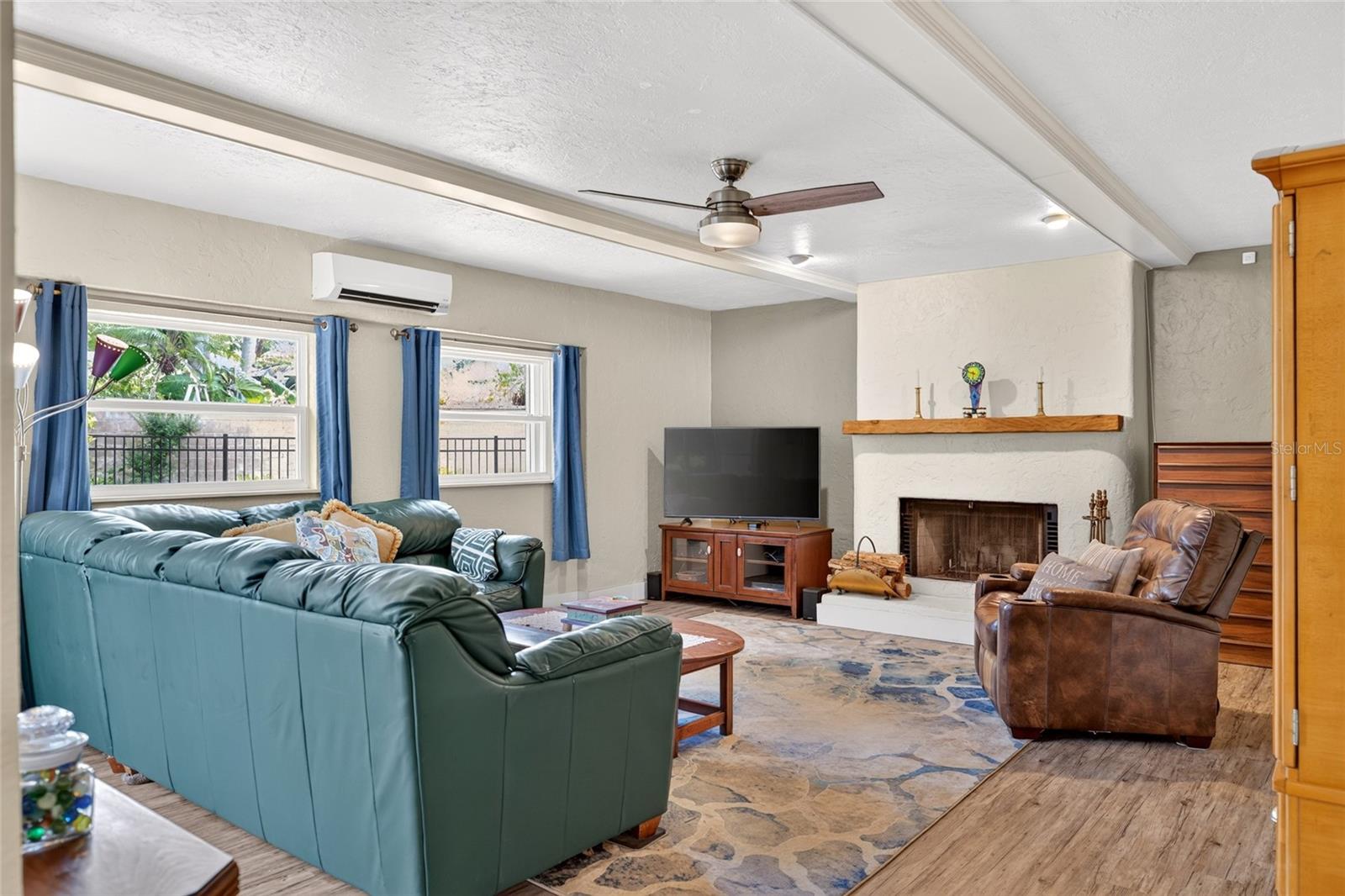 633 BUCKMINSTER CIR