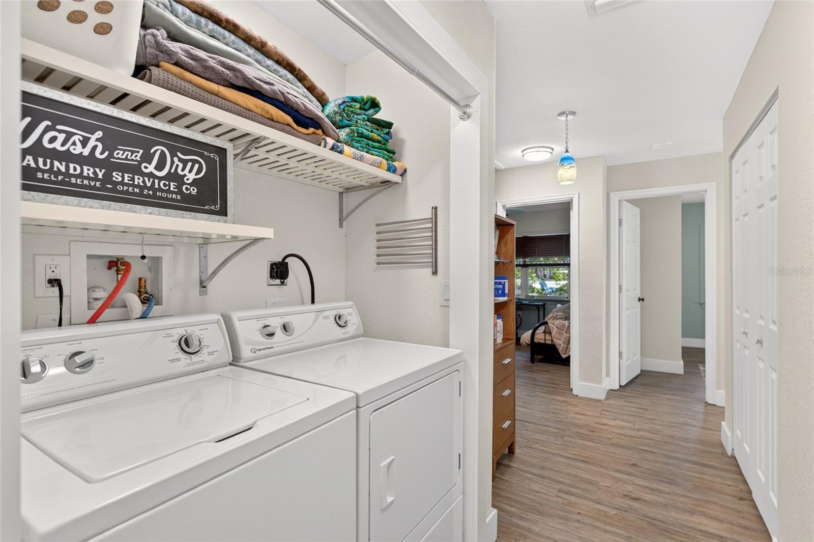 633 BUCKMINSTER CIR