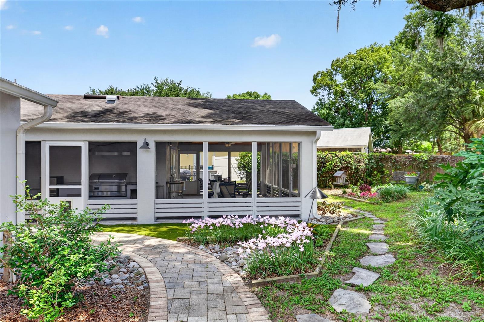 633 BUCKMINSTER CIR