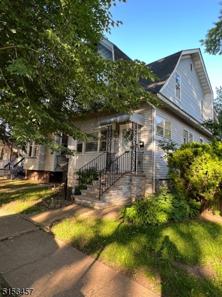1023 Jaques Ave