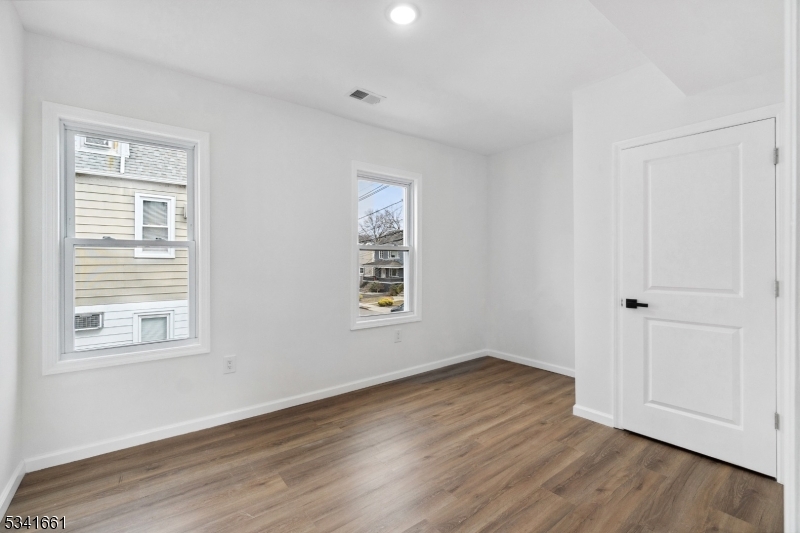 165 Garden Ave