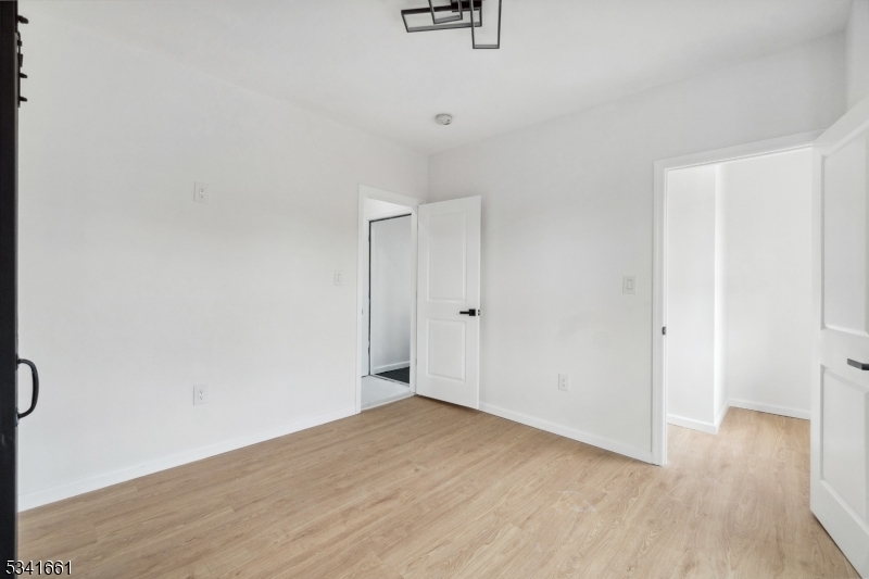 165 Garden Ave