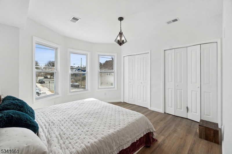 165 Garden Ave