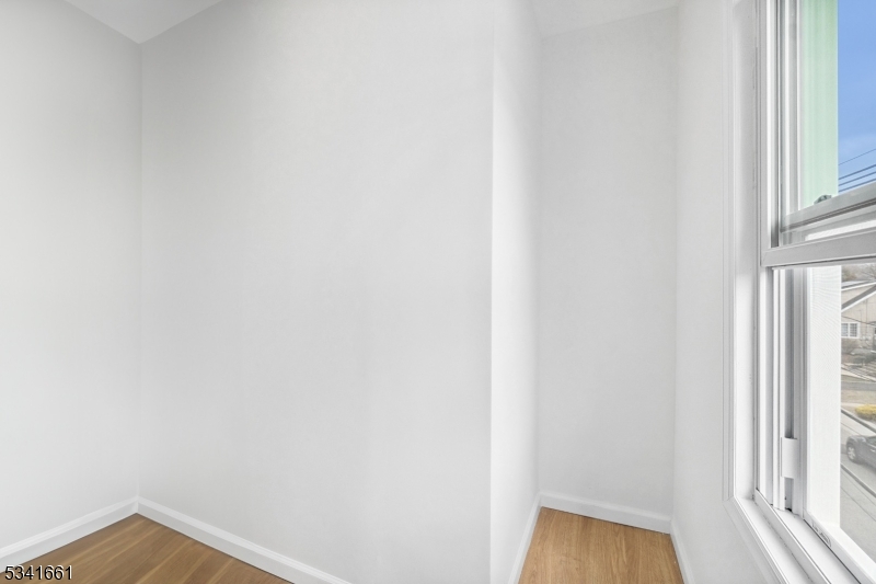 165 Garden Ave