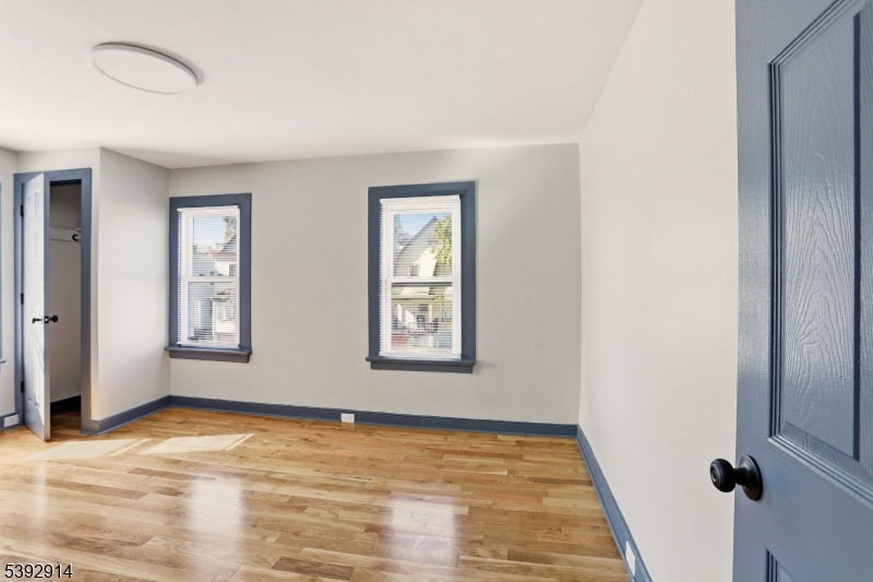 328 Halsted St