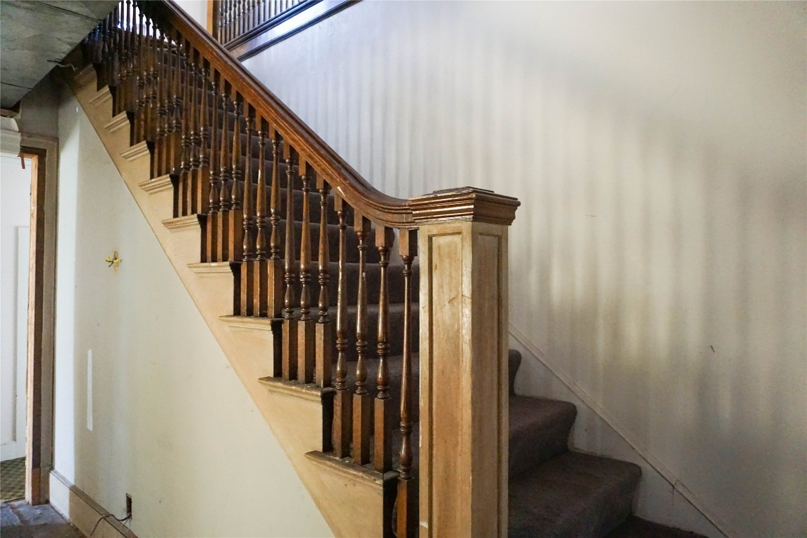42 Riverside Drive
