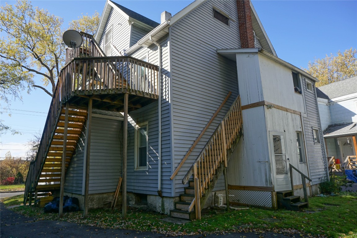 17 Deforest Street