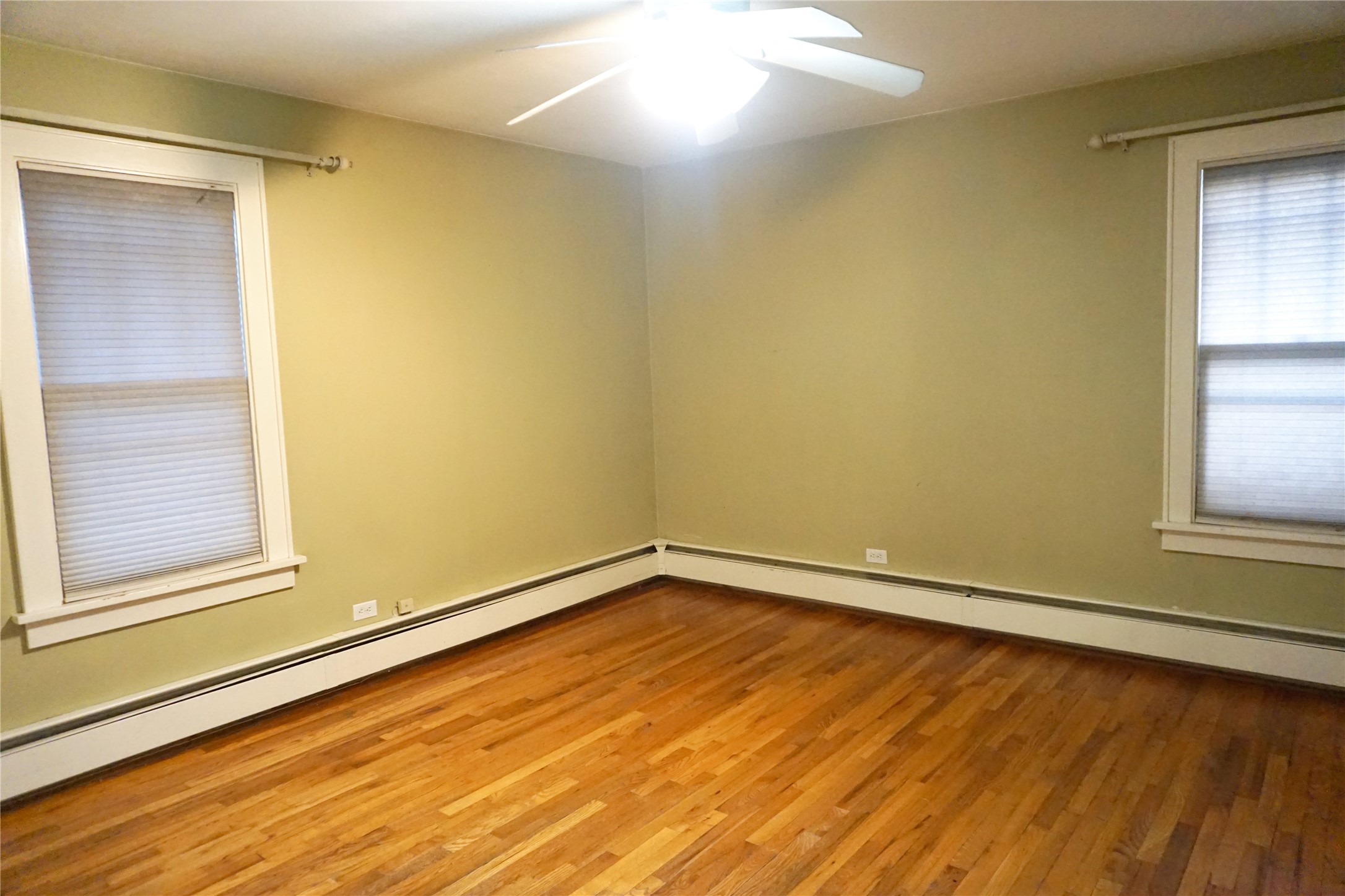 510 & 512 Woodford Avenue