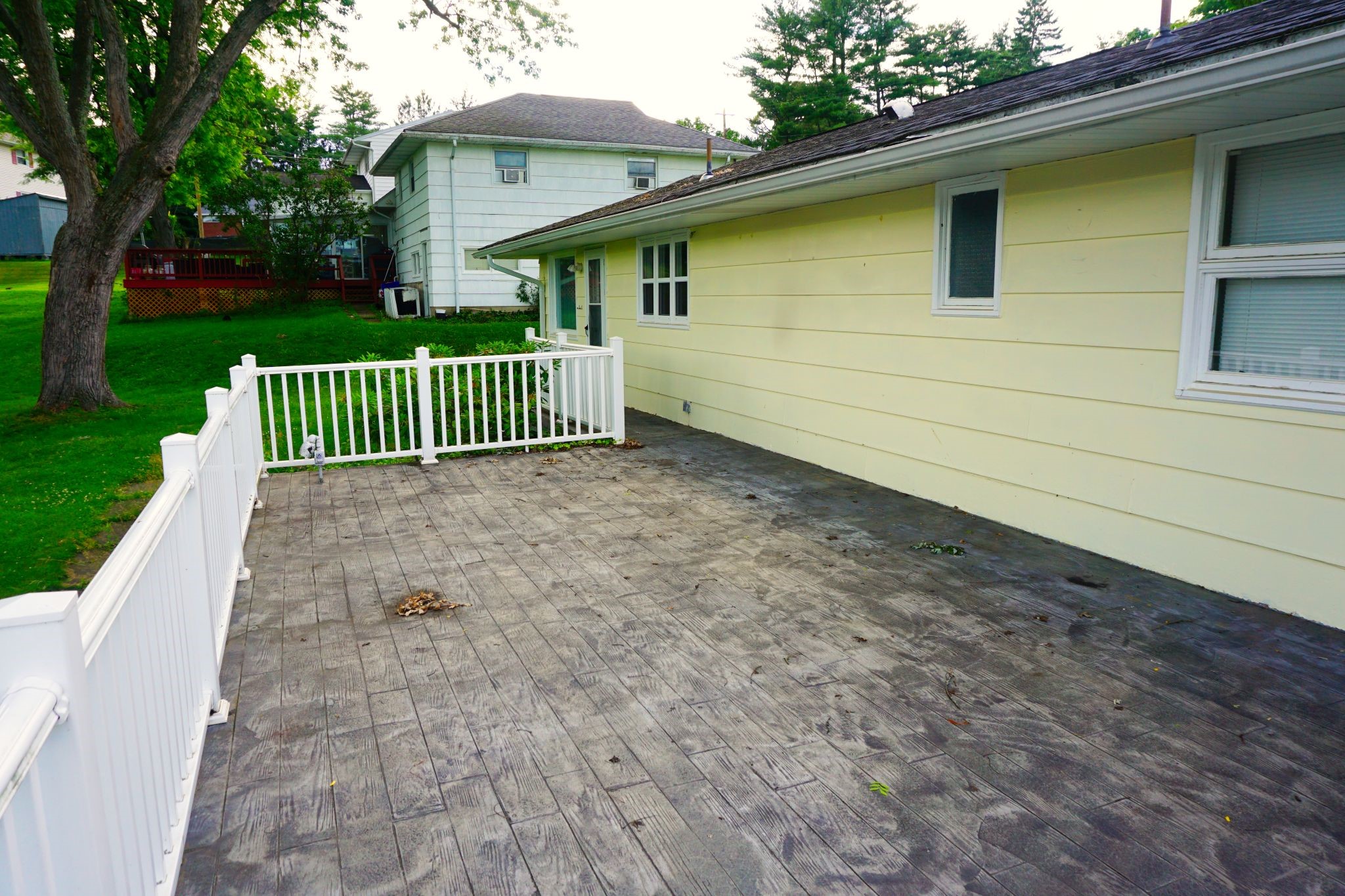 3004 Columbia Drive