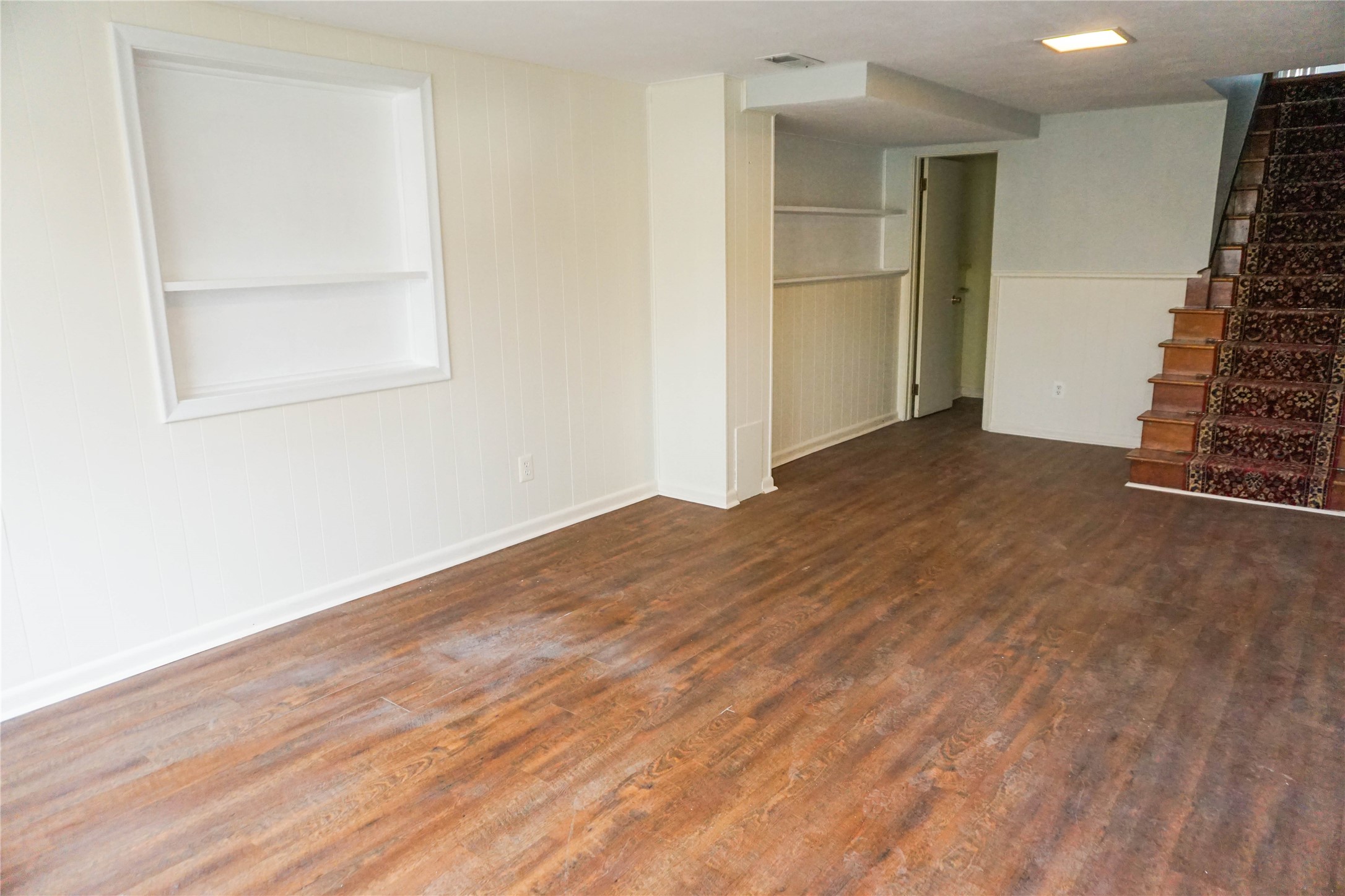 3004 Columbia Drive