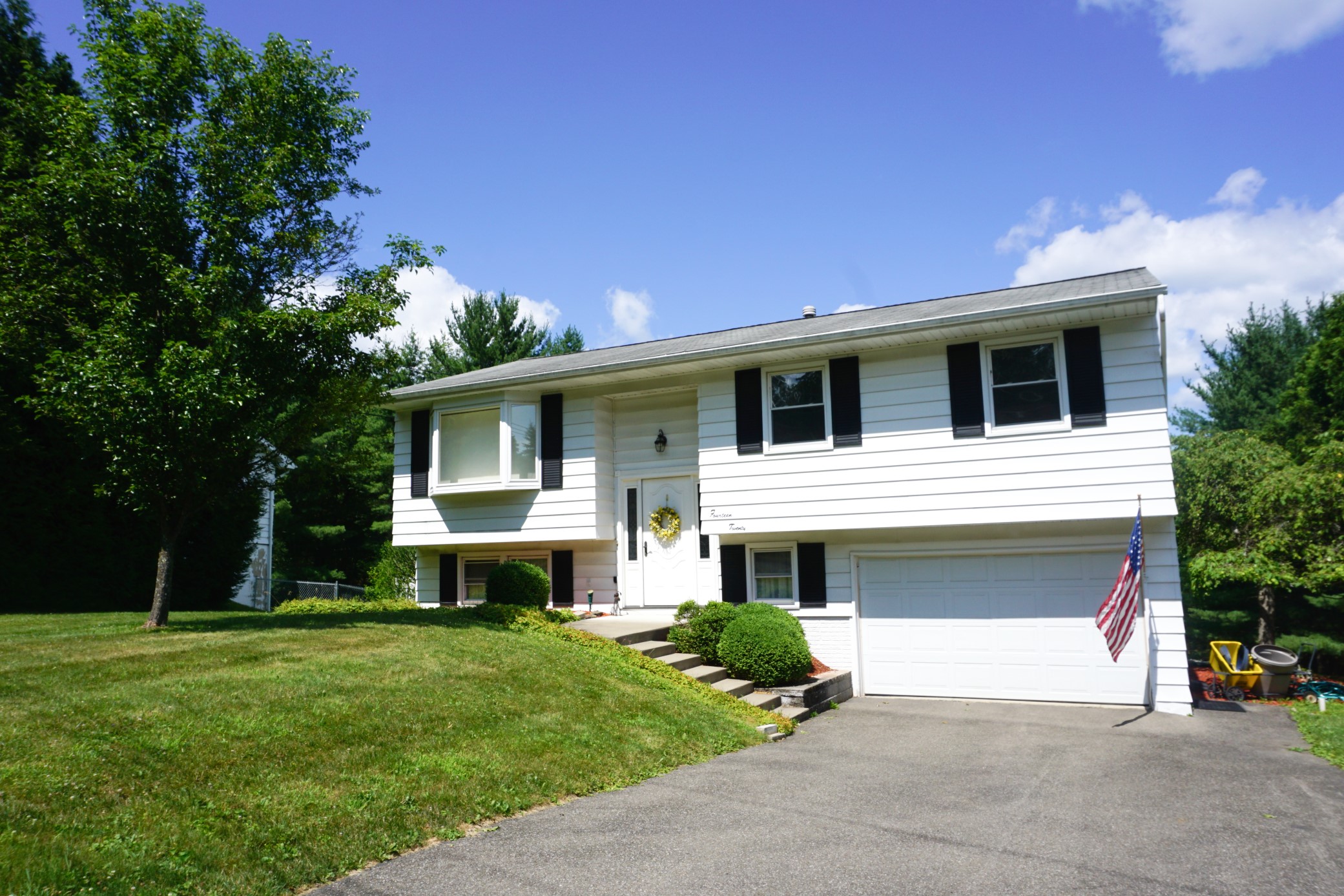 1420 Miner Circle