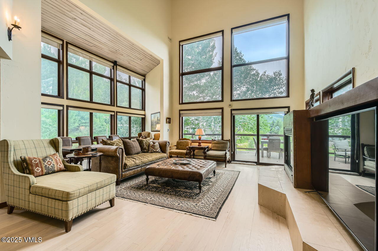 225 Daisy Lane, A, Eagle-Vail Unit: A
