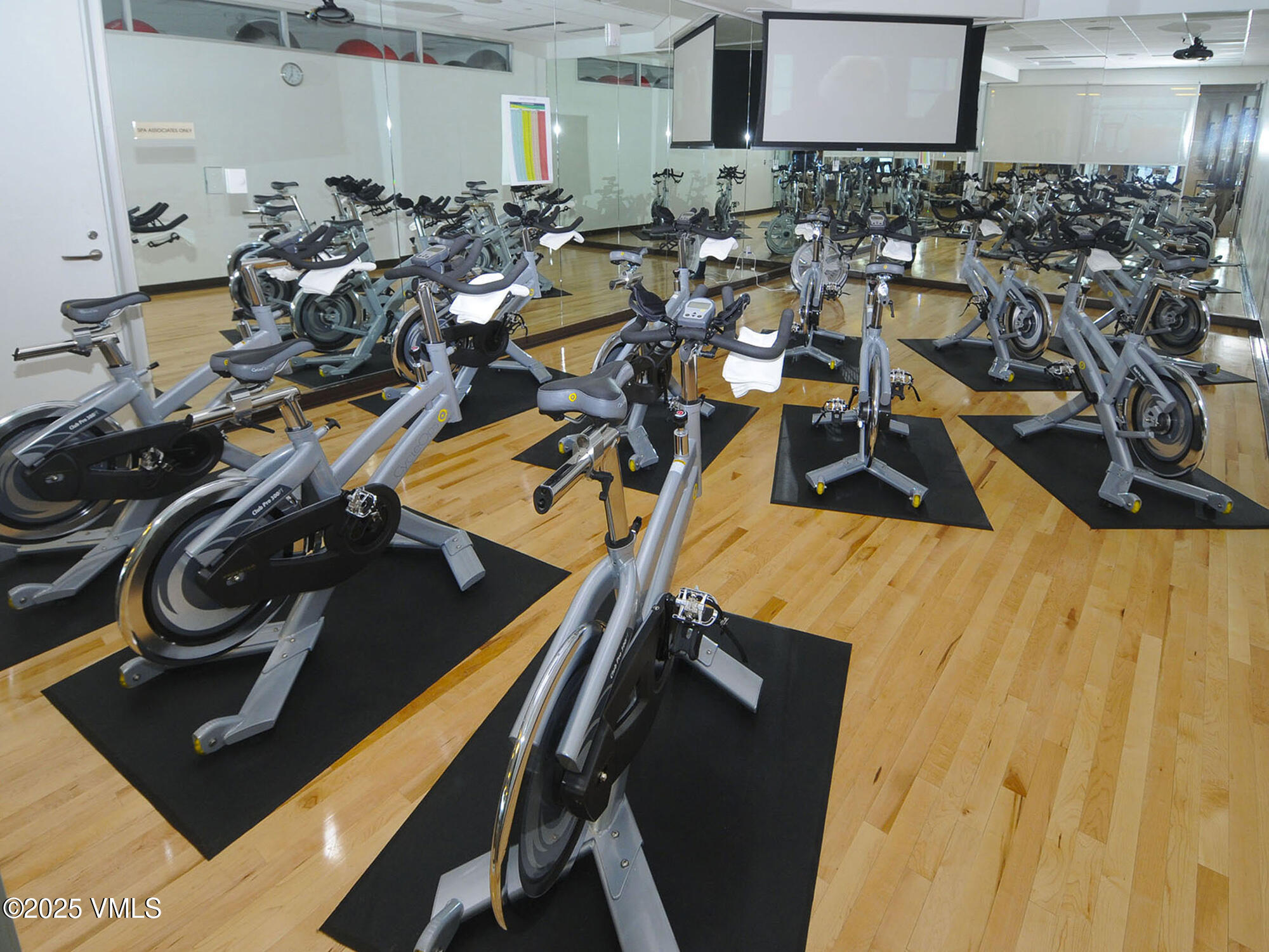 126 Riverfront Lane, 824 824