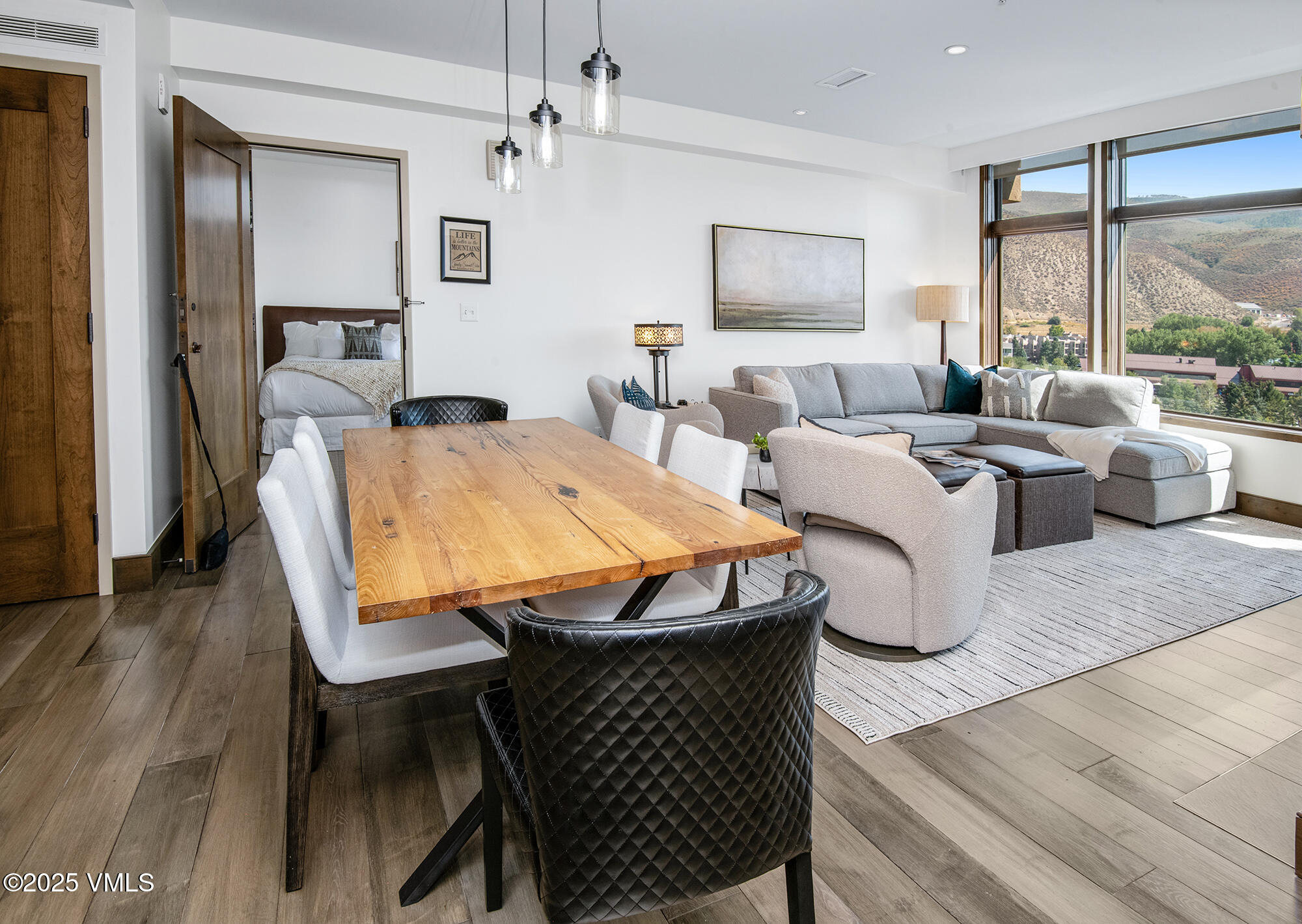 126 Riverfront Lane, 824 824