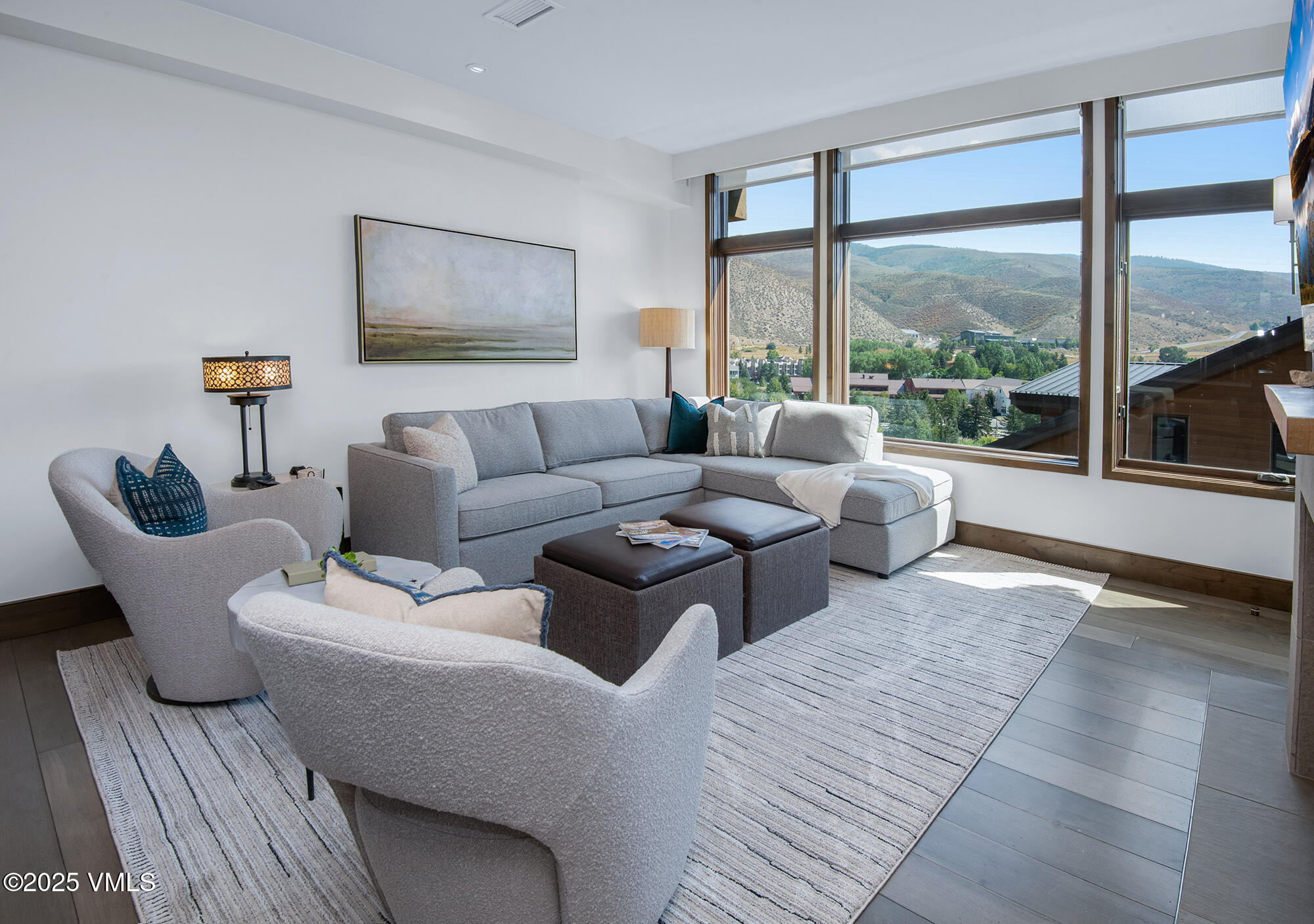 126 Riverfront Lane, 824 824