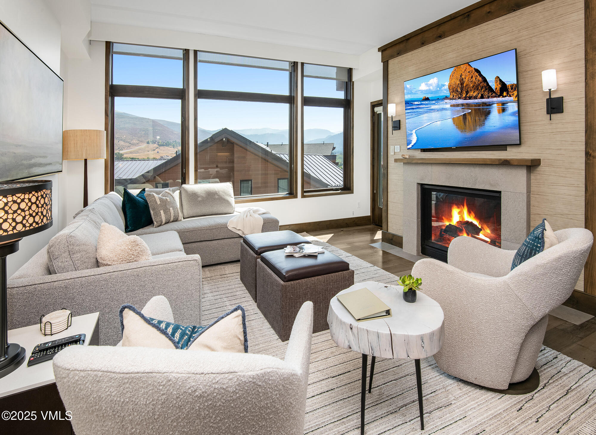 126 Riverfront Lane, 824 824