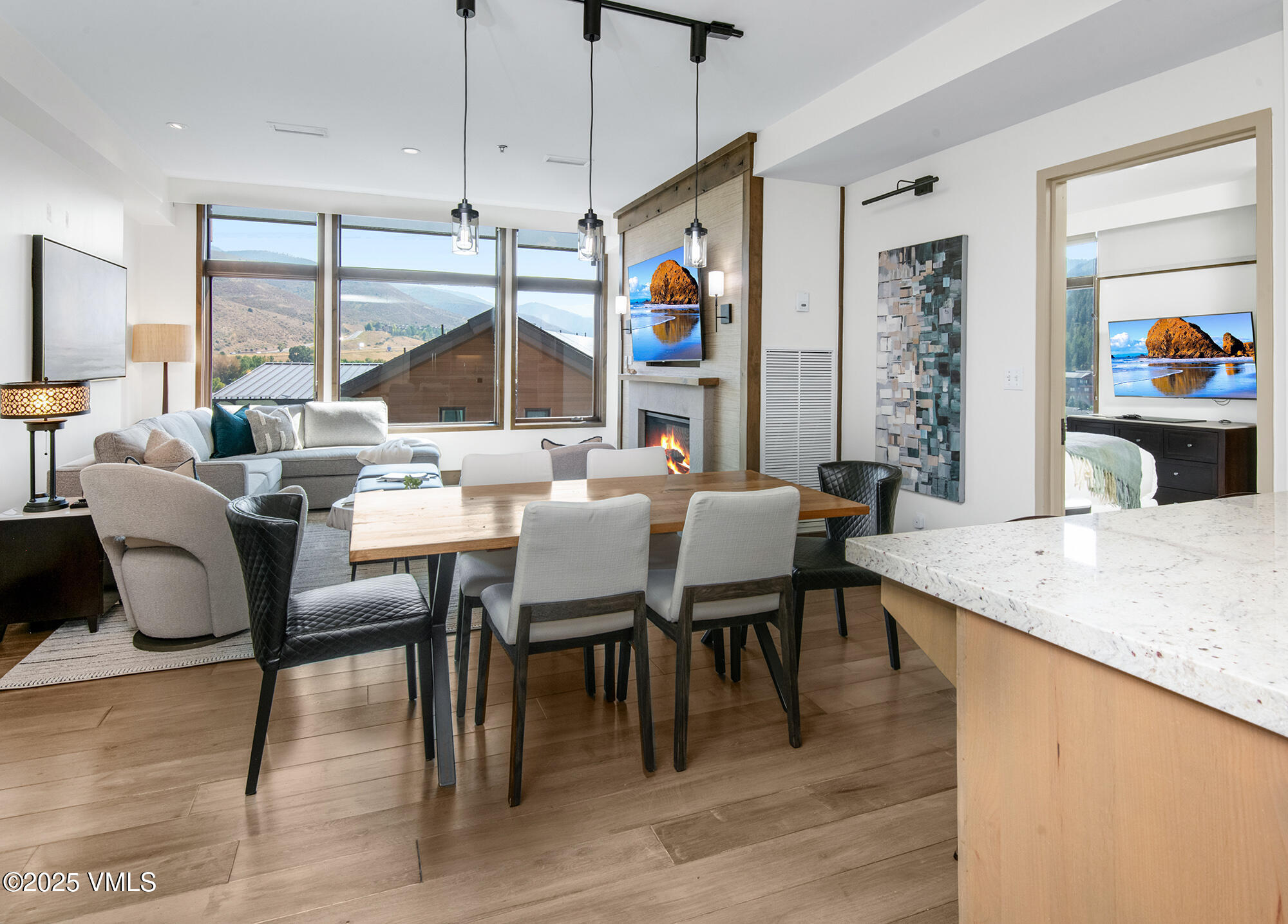 126 Riverfront Lane, 824 824