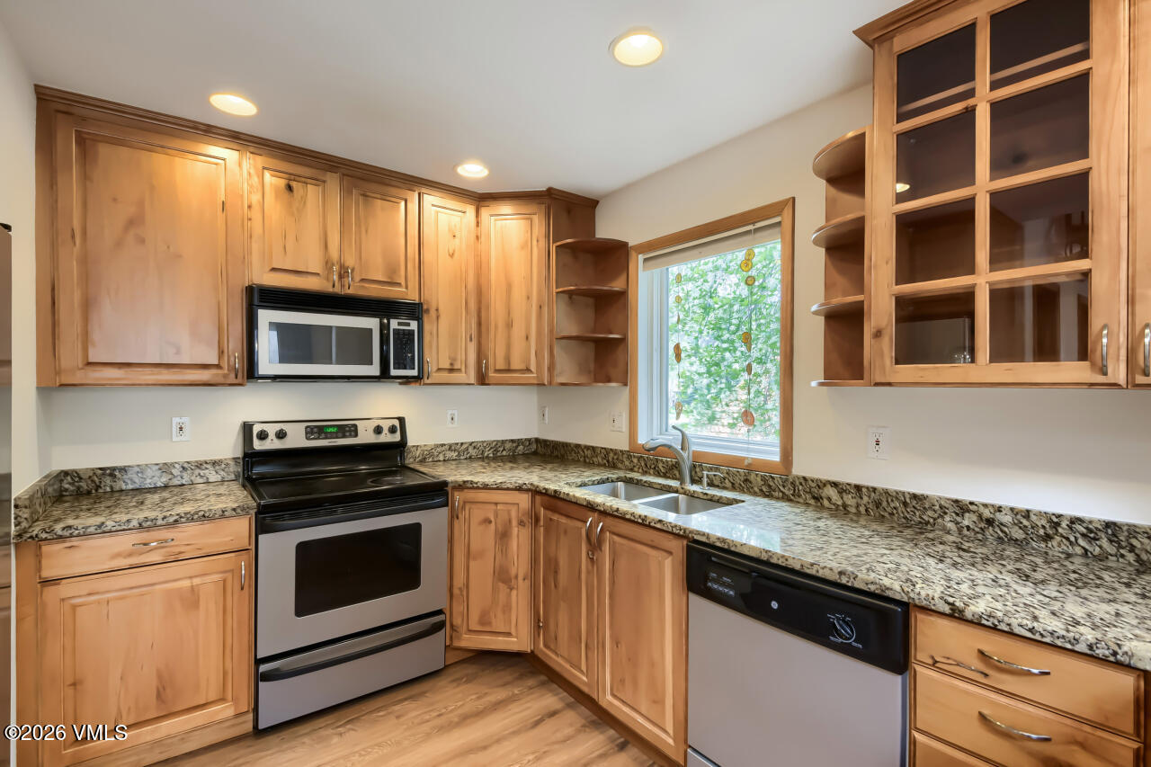 225 Eagle Drive #5C