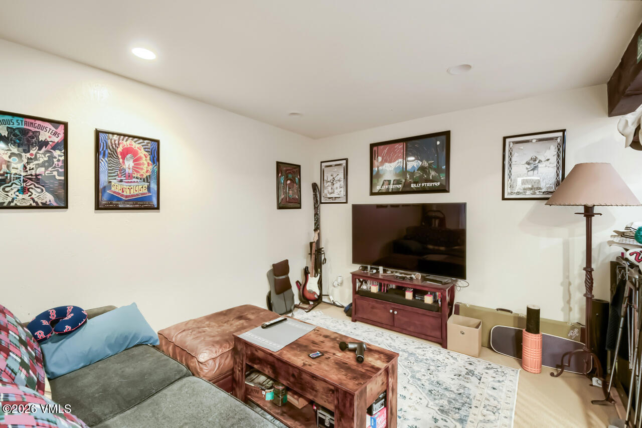 225 Eagle Drive #5C