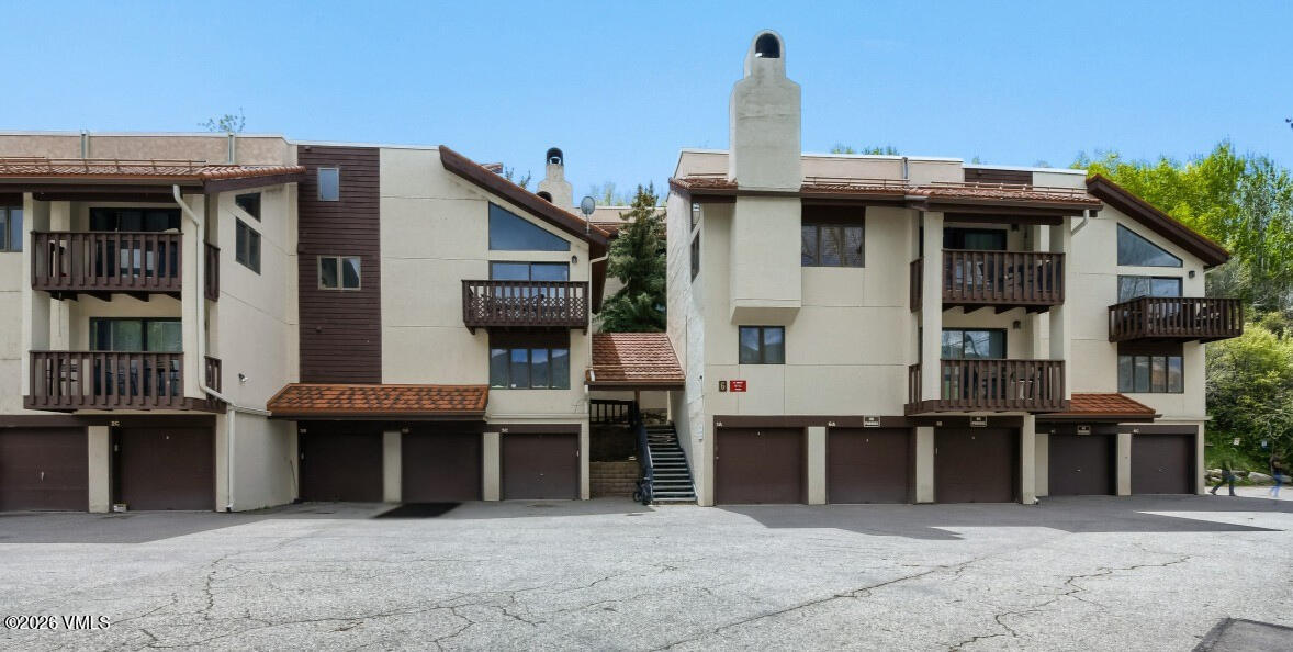 225 Eagle Drive #5C